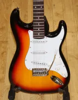 Aria Pro 2 STG Stratocaster Style Electric Guitar Sarum Guitars & Drums 03 - Clicca per ingrandire