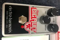Big Muff Guitar Pedal Electro Harmonics Sarum Guitars 02 - Click to enlarge