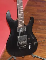 Ibanez S520 Black Electric Guitar Sarum Guitars Music Shop 03 - Click to enlarge