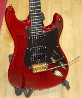 Levinson Blade RH4 Electric Guitar Made In Japan Sarum Guitars & Drums Salisbury Wiltshire 05 - Click to enlarge