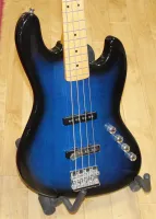 Levinson Sceptre Bass Guitar Electric Bass Guitar Sarum Guitars & Drums Salisbury Wiltshire 02 - Click to enlarge