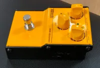 Mark Bass MB Octaver Bass Guitar FX Pedal 02 - Click to enlarge
