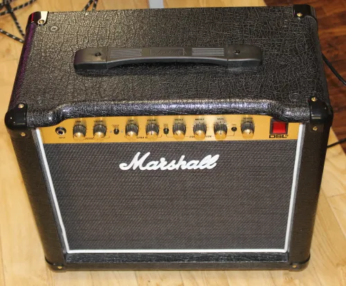 Marshall DSL5 All Valve Combo Inc Foot Switch Guitar Amplifier 03