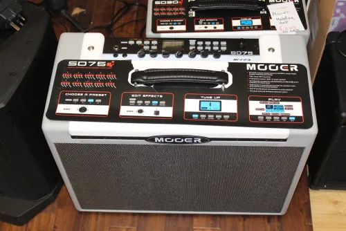 Mooer 75w Guitar Modelling Amp 25 Stompboxes Looper Sarum Guitars & Drums Salisbury Wiltshire 01