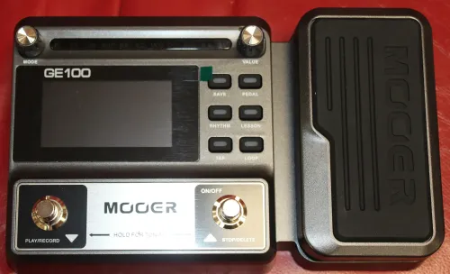 Mooer GE100 Guitar Effects Pedal Multi Effects Pedal Sarum Guitars & Drums Salisbury Wiltshire 02