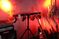 Stagg Stagebar 2 Light Bar Rig Random Light Effects Bar Pic3 - Click to enlarge