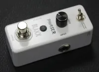 Stagg Blaxx Phaser Pedal Guitar FX Pedal Mini Pedal Sarum Guitars 05 - Click to enlarge