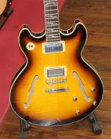 Tanglewood NorthStar TCH59HB Hollow Body Electric Guitar Honey Burst 03 - Натисніть, щоб збільшити