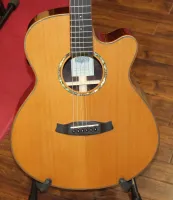 Tanglewood TRS4CE Smart Acoustic Guitar FX Onboard Sarum Guitars Salisbury Wiltshire 04 - Klikk for å forstørre