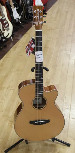 Tanglewood TRX 4CE Electro Acoustic Guitar Sarum Guitars & Drums Salisbury Wiltshire 05