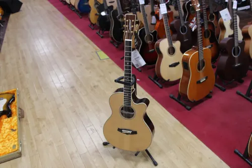 Tanglewood TW45 Heritage Rose Wood Back Sides Inc Hard Case Sarum Guitars & Drums 01