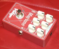 Vintage VFX05 Maytone Mayday Pedal Electric Guitar FX Pedal Sarum Guitars 02 - Click to enlarge