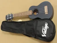 Vintage VUS5BL Soprano Ukulele Sapele Series Inc Gig Bag  Sarum Guitars 04 - Click to enlarge