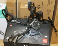 XVIVE Guitar Floor Stand Instrument Floor Stand Sarum Guitars & Drums 01